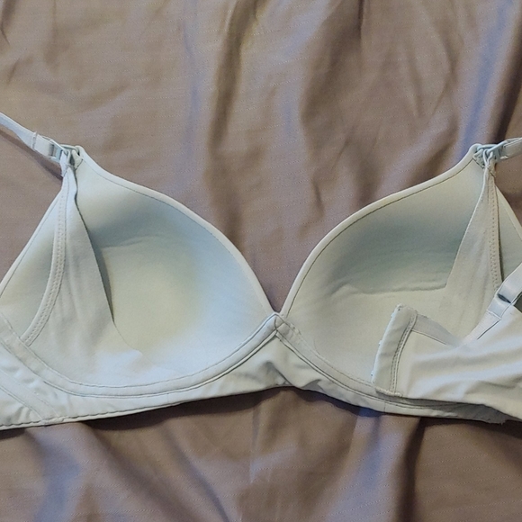 Nursing bra - Picture 2 of 2